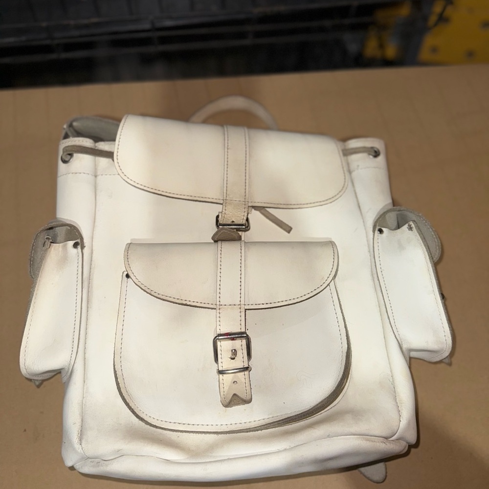 Grafea Leather Backpack
